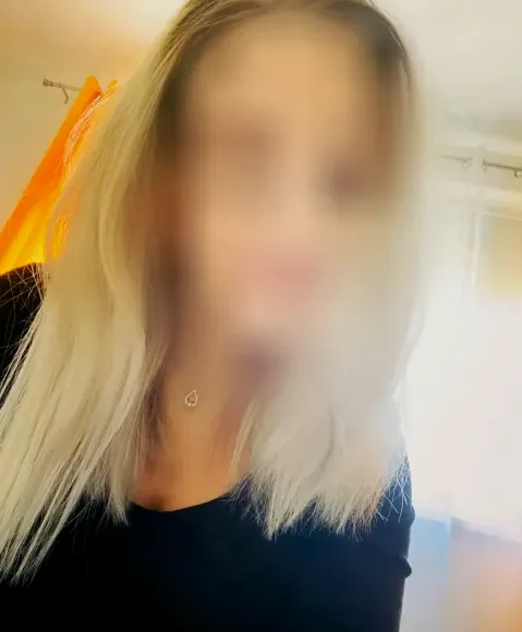 Bente, 24