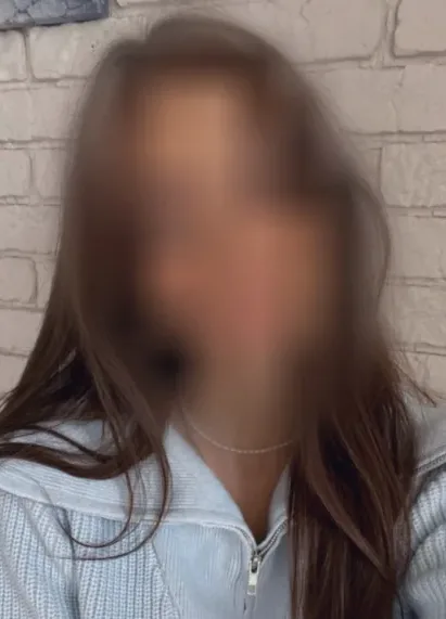 Cecilie, 29