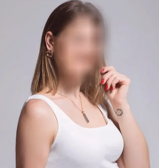 Celina, 34
