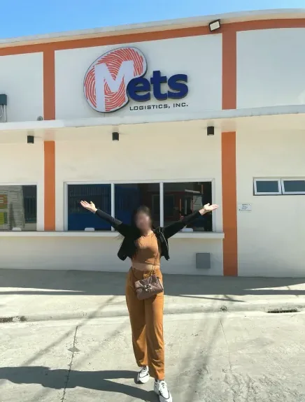 Emma, 25