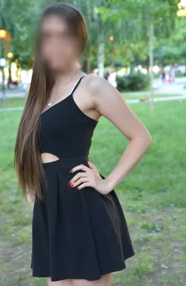 Liv, 27