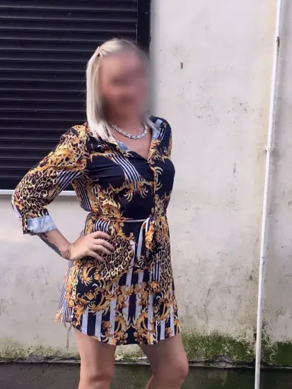 Marie, 34