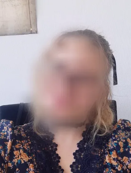Marie, 32